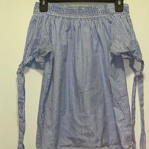 Hearts and hips off shoulder blouse blue and white. size small